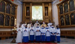 Ocho nuevos miembros de la escolanía de santa María de Ontinyent