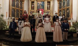 Missa amb exposició del Santíssim per als xiquets de primera comunió